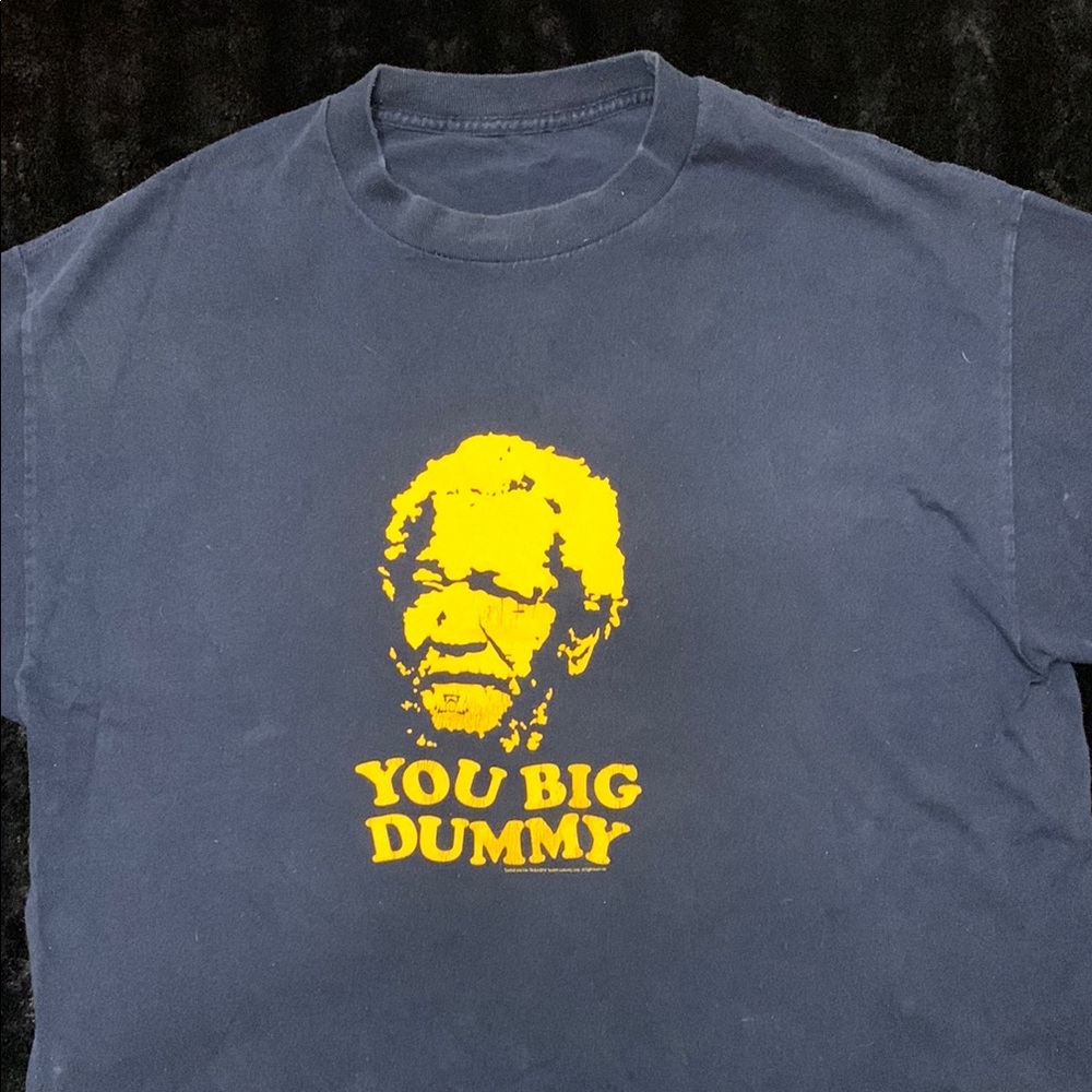 Vintage Graphic Tee - Navy and Yellow